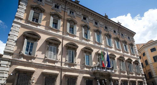 Riforma degli ordini professionali, il Senato avvia il confronto